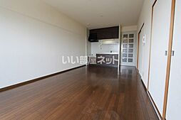 アームズ皆実 503 5階3LDKのリビング/ダイニング