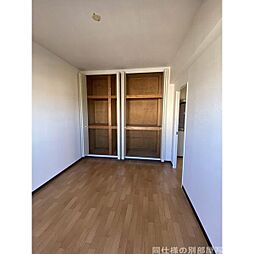 ブラザービル八幡 401 4階2DKのリビング/ダイニング