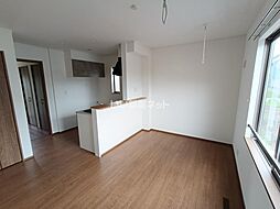 Le・ciel　II 101 1階ワンルームのリビング/ダイニング