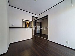 ル・メイユール前九年 101 1階1LDKのリビング/ダイニング