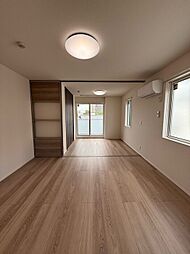 ＤーＲＯＯＭ高須2丁目　A棟 304 3階1LDKのリビング/ダイニング