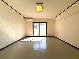 コモド西条 101 1階1Kのリビング/ダイニング