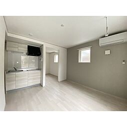 メリディアン川平参番館 101 1階1LDKのリビング/ダイニング