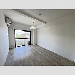 日成ヴィバーチェONE 503 5階1Kのリビング/ダイニング