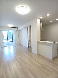 ソル・レヴァンテ　II 103 1階1LDKのリビング/ダイニング