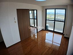 エーデルハイム 301 3階2LDKのリビング/ダイニング