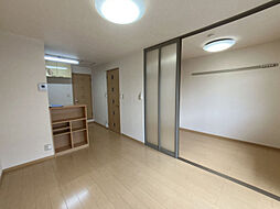 キューブ樋口 202 2階1LDKのリビング/ダイニング