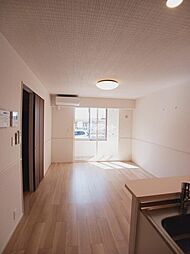 トレス　グラナード 101 1階1LDKのリビング/ダイニング