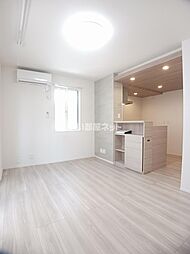 アルチェヴィータ 201 2階1LDKのリビング/ダイニング