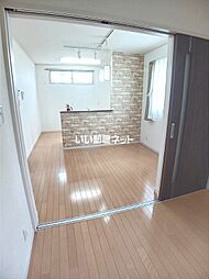 スカイガーデン原田1号地 102 2階2DKのリビング/ダイニング