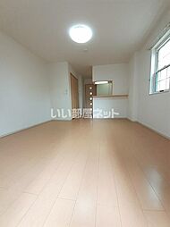 スモ−ルウッズタウンＴＯＭＯI 102 1階ワンルームのリビング/ダイニング