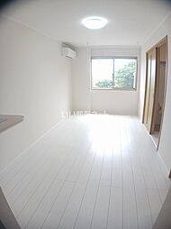 HONMARU BASE 102 1階ワンルームのリビング/ダイニング