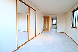 グランドソレイユ　G 102 1階2LDKのリビング/ダイニング