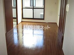 ドリームハウスＣ 102 2階2LDKのリビング/ダイニング