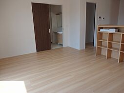 ネオシャトー　A棟 101 1階1LDKのリビング/ダイニング