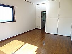 ラピスラズリV 106 1階1Kのリビング/ダイニング