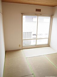 ゾンネハイムII 201 2階2DKのリビング/ダイニング