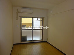 エスリード三宮 701 7階1Kのリビング/ダイニング