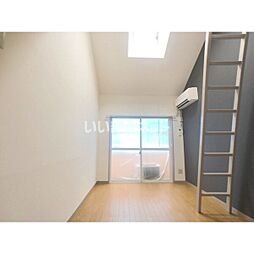 サンウィングB 105 1階ワンルームのリビング/ダイニング