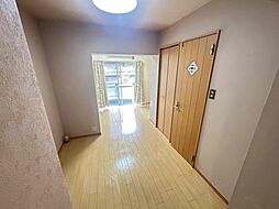 プラーフ山本通 104 1階1Kのリビング/ダイニング