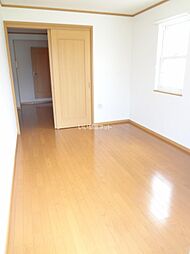 サンフラワー・ヒルズＢ 103 1階2Kのリビング/ダイニング