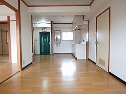 熊本市電A系統 市立体育館前駅 徒歩15分の賃貸マンション 4階2LDKのリビング/ダイニング