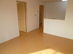 ラ・グリシーヌII 203 2階2LDKのリビング/ダイニング