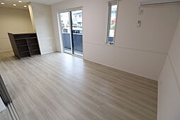 オーク・ヴィラ尾ノ上 101 1階1LDKのリビング/ダイニング