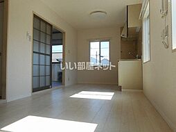 ファミールウエノＣ 201 2階2DKのリビング/ダイニング