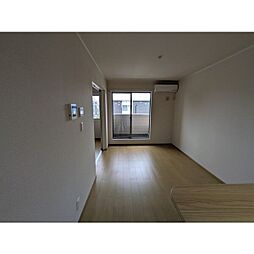 ハドルハシヌマ 207 2階1LDKのリビング/ダイニング