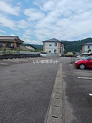 7 / 9