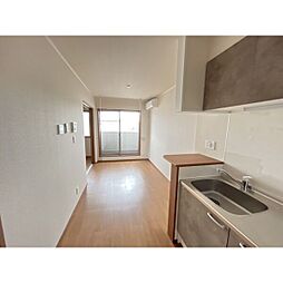 O’s court(オーズコート) 203 2階1LDKのリビング/ダイニング