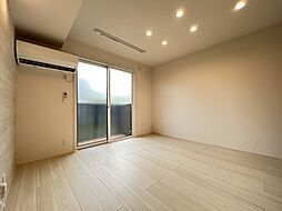 rekora 102 1階ワンルームのリビング/ダイニング