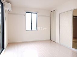 グローリー木村 102 1階2Kのリビング/ダイニング