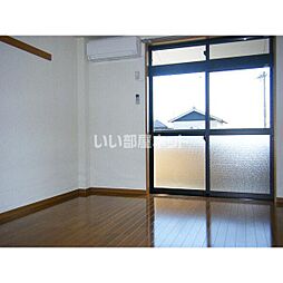 エクセレンス 107 1階1Kのリビング/ダイニング