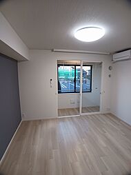 ソレイユ　ドゥ　ラペ 103 1階1Kのリビング/ダイニング