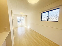 エアリー・グレイス　III 101 1階1LDKのリビング/ダイニング