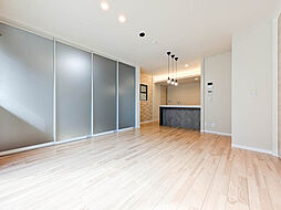 ＤＥＵＸリジエール 102 1階2LDKのリビング/ダイニング