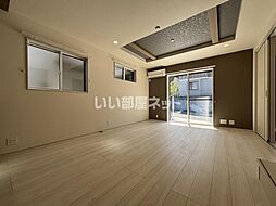 ＢＬＯＯＭＩＮＧ　ＭＡＩＳＯＮ日野市程久保2号棟 2 1階3LDKのリビング/ダイニング