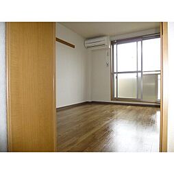 ドミール・N21 105 1階1Kのリビング/ダイニング