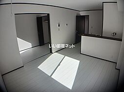 ニュースカイタウンD棟 203 2階1LDKのリビング/ダイニング