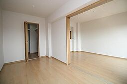 ライズ霧島 102 1階1LDKのリビング/ダイニング