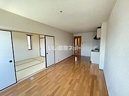 パインヒル21　III 101 1階2LDKのリビング/ダイニング