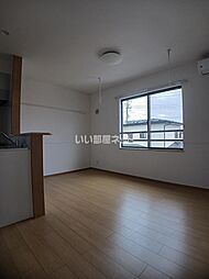 TエステートIII 201 2階1LDKのリビング/ダイニング