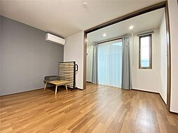 Flower valleyI 102 1階ワンルームのリビング/ダイニング