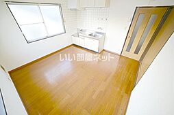 石田アパート3 201 2階2LDKのリビング/ダイニング