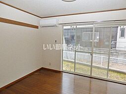 メゾンエスポワール 101 1階2LDKのリビング/ダイニング