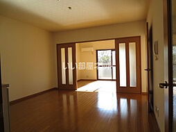 サンライズ駅部田 303 3階3DKのリビング/ダイニング