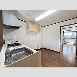 内海ビル 202 2階2LDKのリビング/ダイニング