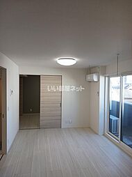 東武伊勢崎線 太田駅 徒歩16分の賃貸アパート 3階1LDKのリビング/ダイニング